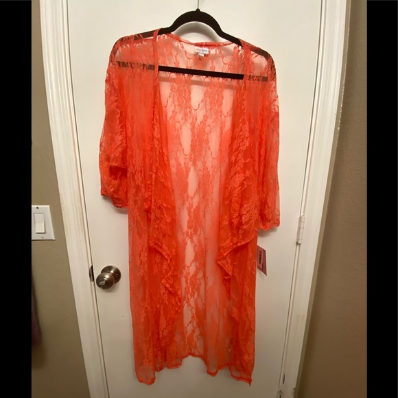 Medium Lularoe Shirley M
